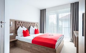 B&s Hotel  3*